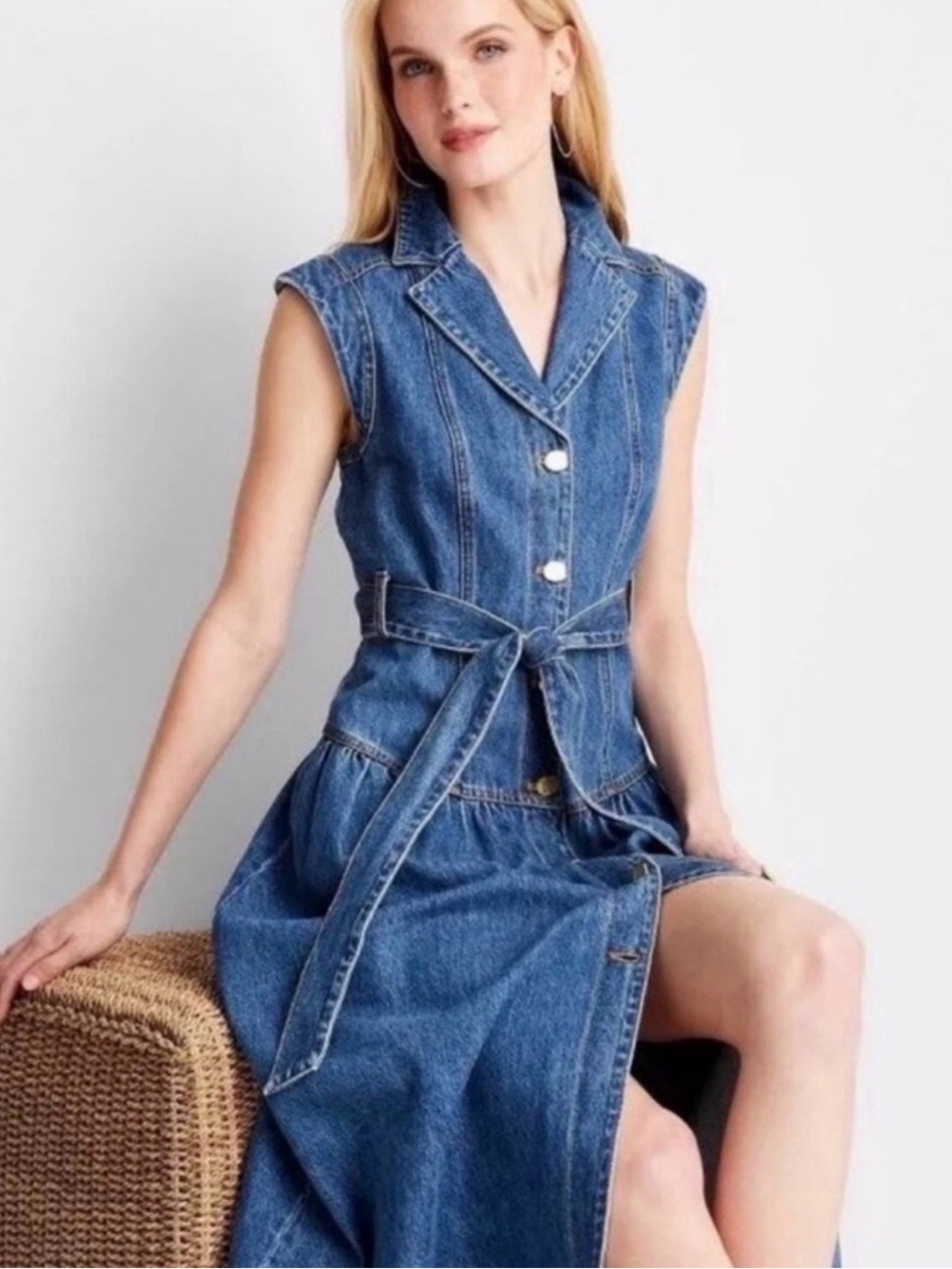 Future Collective with Jenee Naylor Medium Wash Denim Button-Front Midi Dress - Picture 3 of 4